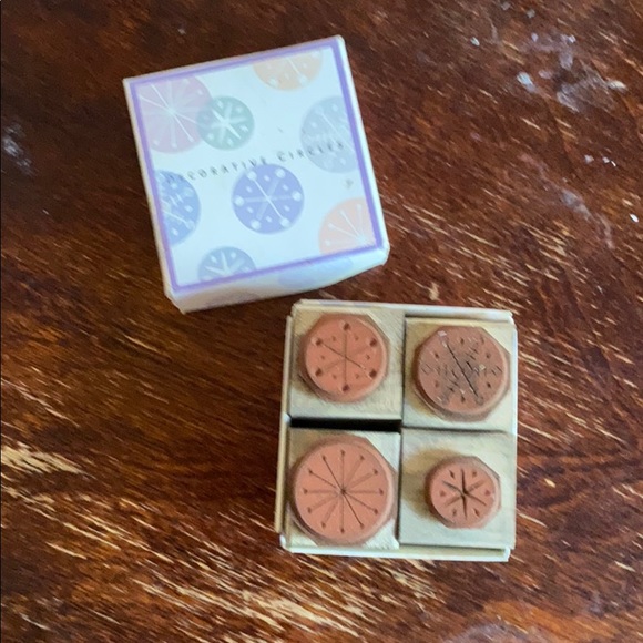 4-pc set of snowflake stamps - Picture 2 of 2